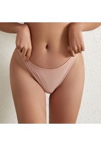 Intica - Tanga z cienkimi paskami niewidoczne pod odzieżą Devinne. Kolor: beżowy. Materiał: tkanina, materiał #3