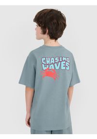 4f - 4F T-shirt oversize z nadrukiem chłopięcy - turkusowy 134 (8-9 lat). Okazja: na co dzień. Kolor: turkusowy. Materiał: dzianina, bawełna, jersey. Długość rękawa: krótki rękaw. Długość: krótkie. Wzór: nadruk. Sezon: lato. Styl: klasyczny, sportowy, casual