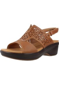 Clarks - Sandały CLARKS TULEAH SUN Brązowy. Kolor: brązowy. Materiał: skóra. Sezon: lato