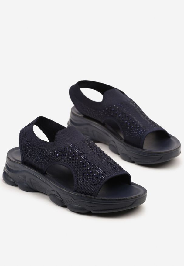 Born2be - Granatowe Sandały Sportowe z Elastyczną Cholewką na Grubej Podeszwie Lirasette. Okazja: na spacer, na co dzień. Kolor: niebieski. Materiał: jeans. Sezon: lato. Styl: sportowy