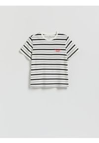 Reserved - T-shirt z haftem - wielobarwny. Materiał: bawełna. Wzór: haft
