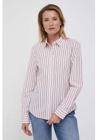 TOMMY HILFIGER - Tommy Hilfiger koszula bawełniana damska kolor różowy regular z kołnierzykiem klasycznym. Okazja: na co dzień. Typ kołnierza: kołnierzyk klasyczny. Kolor: różowy. Materiał: bawełna. Długość rękawa: długi rękaw. Długość: długie. Styl: klasyczny #1