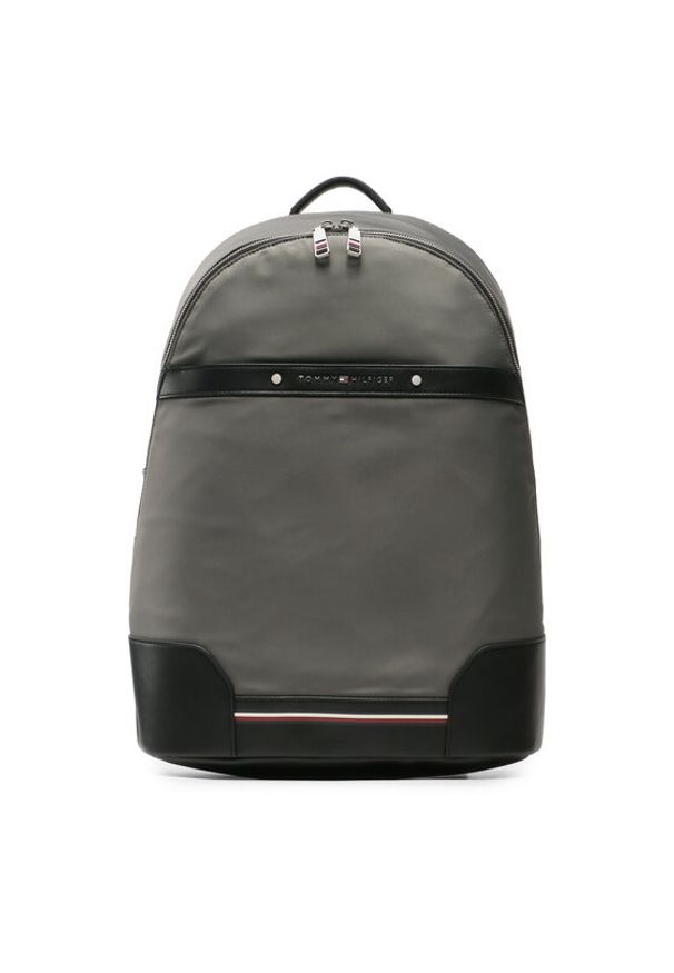 TOMMY HILFIGER - Tommy Hilfiger Plecak Th Central Repreve Backpack AM0AM11306 Khaki. Kolor: brązowy. Materiał: materiał