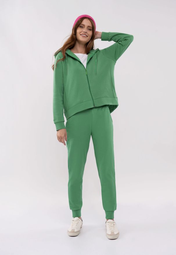 Volcano - Dresowe spodnie N-VENIS. Materiał: dresówka. Wzór: napisy