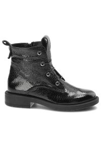 Czarne Botki Venezia Skórzane Buty Damskie. Okazja: na co dzień, do pracy. Kolor: czarny. Materiał: skóra. Styl: casual, klasyczny, elegancki