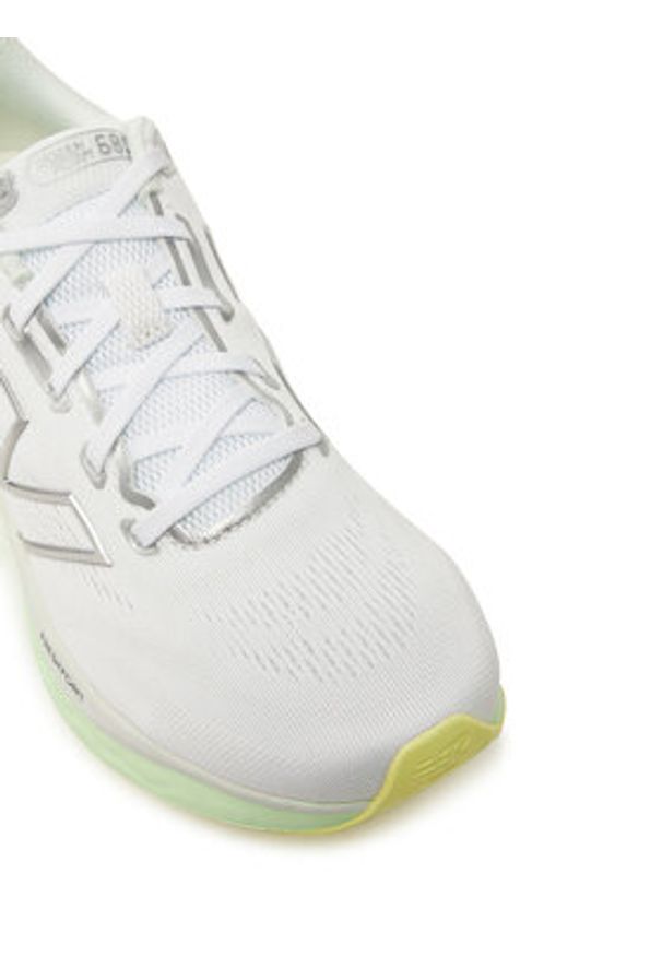 New Balance Buty do biegania 680 W680RM8 Biały. Kolor: biały. Materiał: materiał