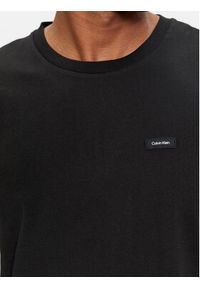 Calvin Klein T-Shirt K10K112749 Czarny Comfort Fit. Kolor: czarny. Materiał: bawełna #4