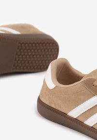 Renee - Ciemnobeżowe Sneakersy z Geometrycznym Wzorem Naliette. Okazja: na co dzień. Kolor: beżowy. Materiał: jeans. Wzór: geometria #6