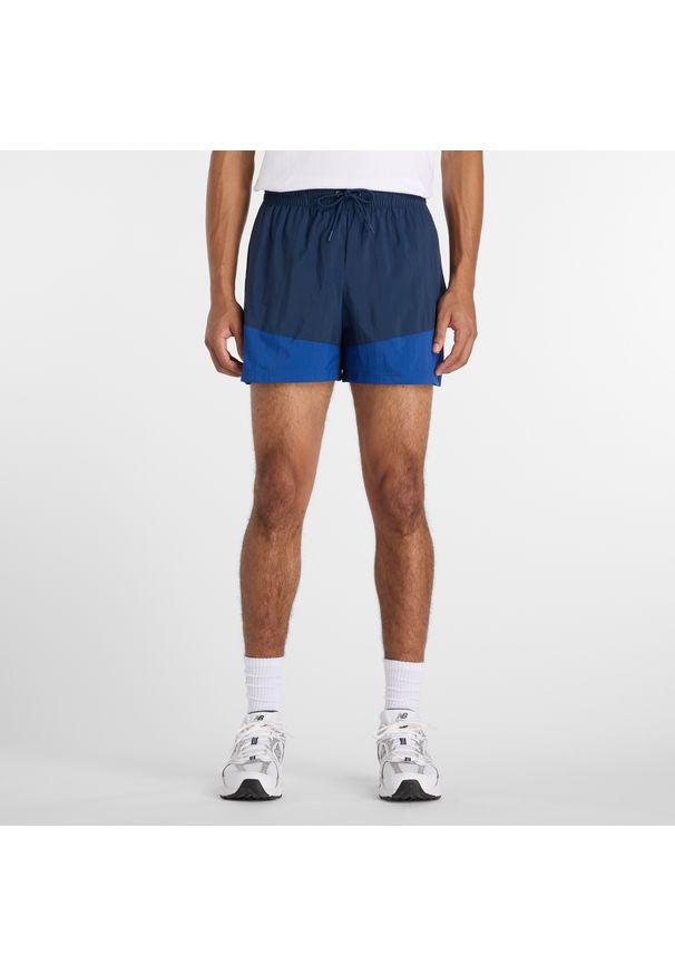 Spodenki męskie New Balance MB6176MRNNY – granatowe. Kolor: niebieski. Materiał: materiał, poliester. Sport: fitness