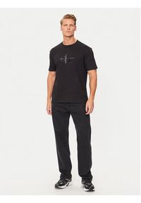Calvin Klein Jeans T-Shirt Shiny Monologo J30J327109 Czarny Regular Fit. Kolor: czarny. Materiał: bawełna