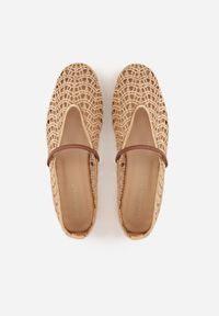 Renee - Beżowe Balerinki Mary Jane z Ażurową Cholewką Imitującą Plecionkę Timina. Zapięcie: bez zapięcia. Kolor: brązowy. Szerokość cholewki: normalna. Wzór: ażurowy. Sezon: wiosna. Styl: boho #3