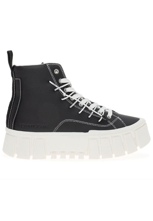 TOMMY HILFIGER - Buty damskie Tommy Jeans TJW Platform MC EN0EN02498-BDS - czarne. Zapięcie: sznurówki. Kolor: czarny. Materiał: jeans, guma, skóra. Szerokość cholewki: normalna. Obcas: na platformie