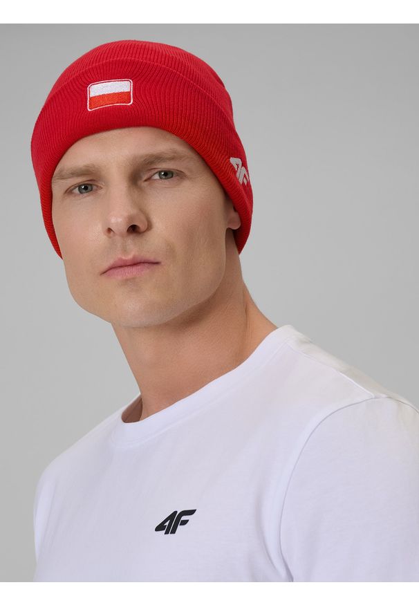 4f - 4F Czapka beanie uniseks - czerwona Uniwersalny. Kolor: czerwony. Materiał: dzianina. Sezon: zima. Styl: casual, klasyczny, sportowy