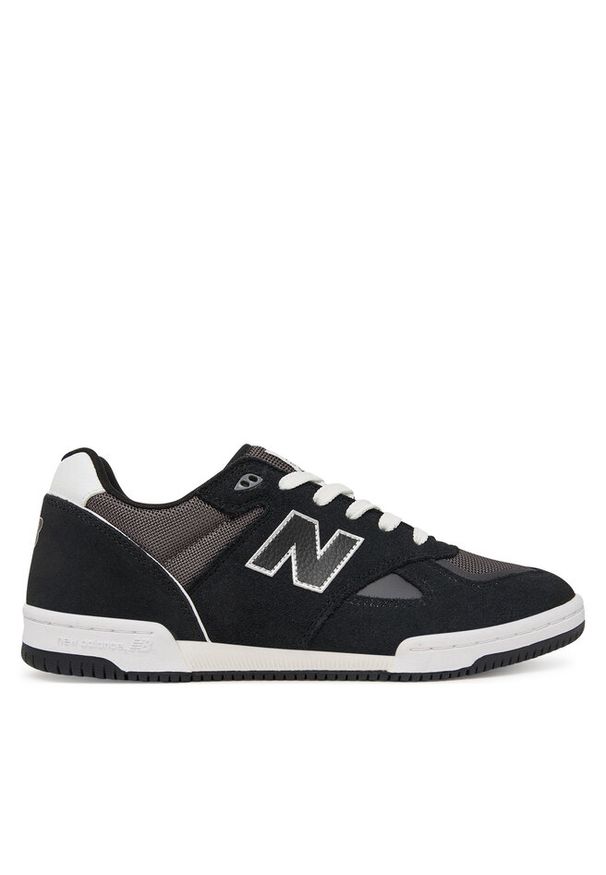 Sneakersy New Balance. Kolor: czarny
