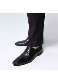 Wittchen - Męskie buty derby skórzane proste czarne. Okazja: do pracy. Kolor: czarny. Materiał: skóra. Wzór: aplikacja, gładki. Styl: elegancki #2
