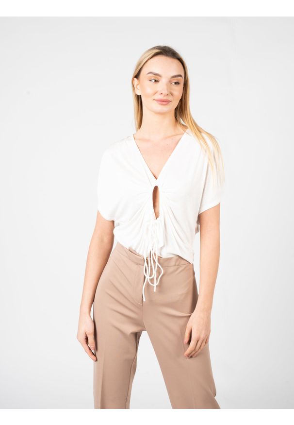 Pinko Top "Vaduz" | 102270 A1C4 | Kobieta | Biały. Okazja: na co dzień. Kolor: biały. Materiał: wiskoza. Długość rękawa: krótki rękaw. Długość: krótkie. Sezon: lato. Styl: casual