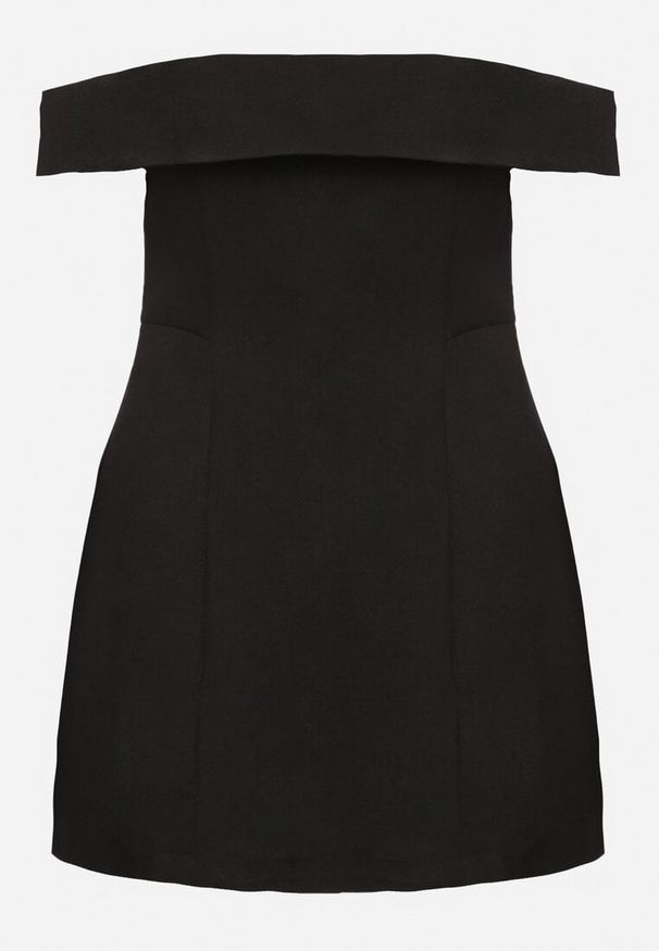 Born2be - Czarna Taliowana Sukienka z Dekoltem Bandeau z Zakładką Zelzemis. Kolor: czarny. Styl: elegancki, klasyczny