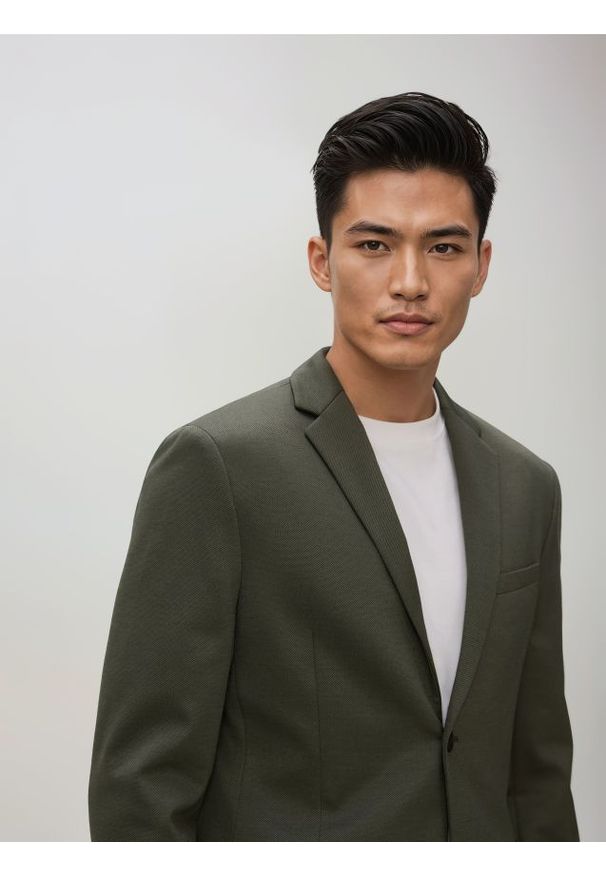 Reserved - Marynarka slim fit - oliwkowy. Kolor: oliwkowy. Materiał: dzianina, elastan, wiskoza