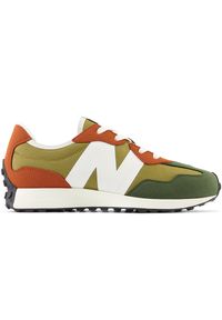 Buty dziecięce New Balance GS327HC – zielone. Kolor: zielony. Materiał: syntetyk, materiał, guma, zamsz, skóra. Szerokość cholewki: normalna. Sezon: lato. Sport: turystyka piesza