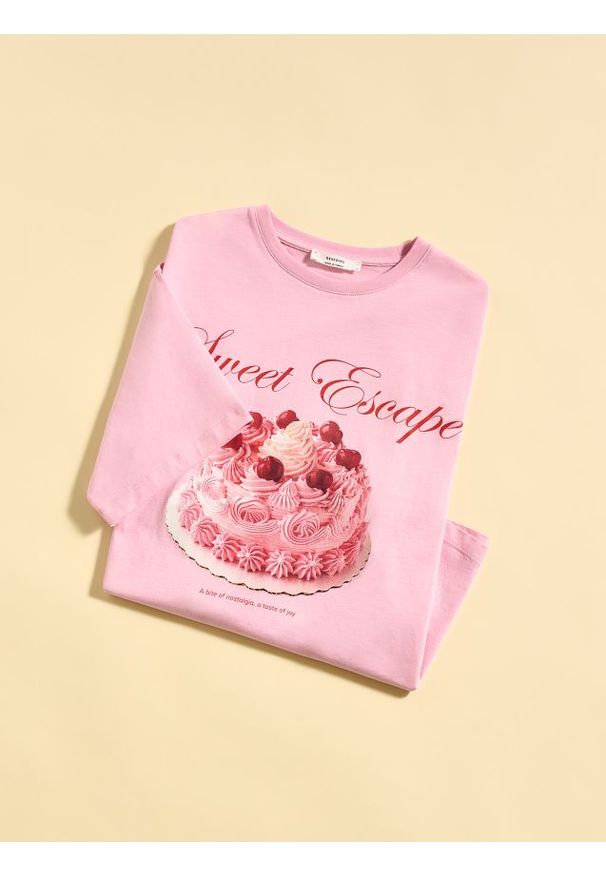 Reserved - T-shirt z nadrukiem - pastelowy róż. Kolor: różowy. Materiał: bawełna. Wzór: nadruk
