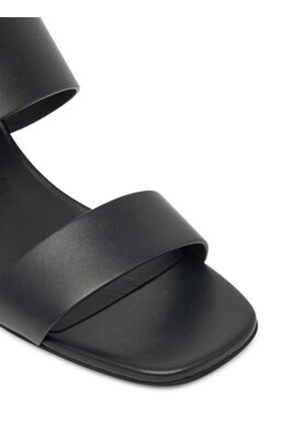 Furla Sandały Chic YJ42HIC A.0203 0455S Czarny. Kolor: czarny. Materiał: skóra