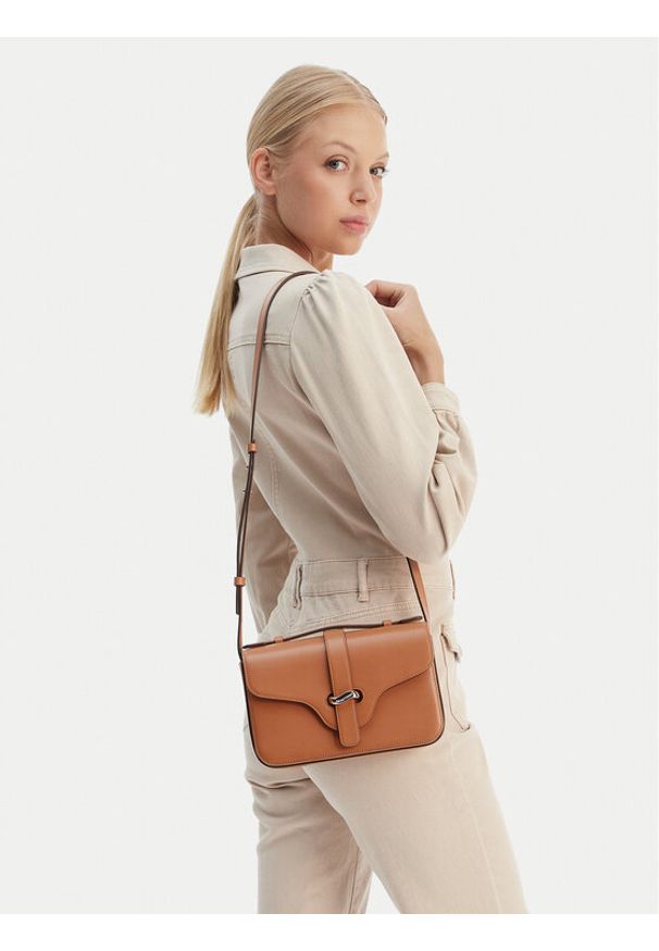 Emporio Armani Torebka EW004419 AF25356 U6034 Brązowy. Kolor: brązowy. Materiał: skórzane