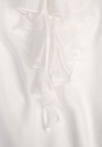 Born2be - Biała Koktajlowa Sukienka na Ramiączkach z Falbankami Bogata w Tencel Sonima. Okazja: na ślub cywilny, na co dzień, na wesele. Typ kołnierza: kołnierz z falbankami. Kolor: biały. Materiał: jeans. Długość rękawa: na ramiączkach. Typ sukienki: proste. Styl: wizytowy #5