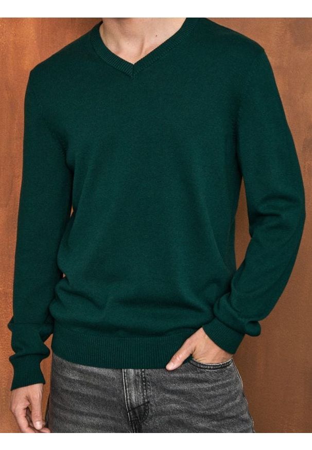 Sinsay - Sweter z dekoltem w serek - zielony. Typ kołnierza: dekolt w serek. Kolor: zielony