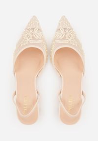 Renee - Beżowe Siateczkowe Czółenka na Szpilce z Haftami i Perełkami Branira. Okazja: na imprezę. Zapięcie: pasek. Kolor: beżowy. Wzór: haft. Obcas: na szpilce. Styl: elegancki #8