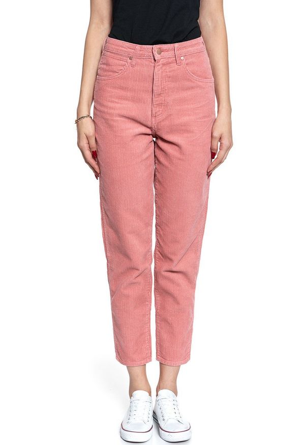 Wrangler - SPODNIE WRANGLER DAMSKIE MOM JEANS BRAND APRICOT W246UPP06 112127945. Stan: podwyższony. Materiał: jeans