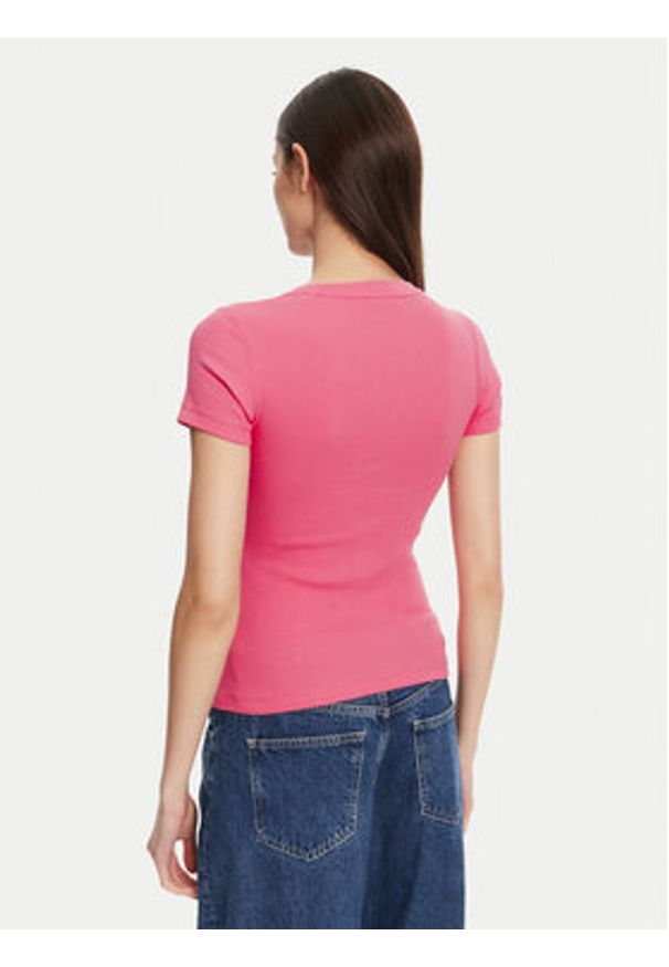 Guess Jeans T-Shirt W5YP37 KA0H1 Różowy Slim Fit. Kolor: różowy. Materiał: bawełna