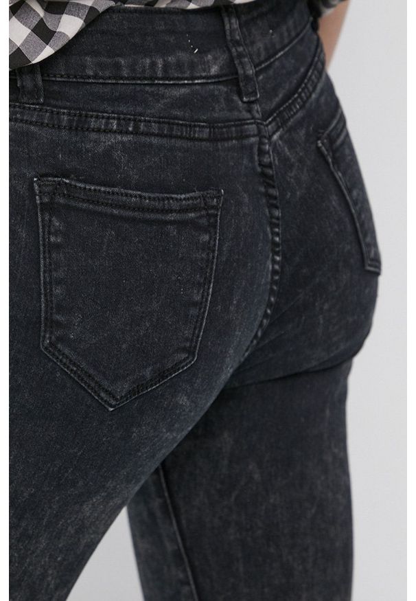 Brave Soul Jeansy Marble damskie medium waist. Kolor: czarny