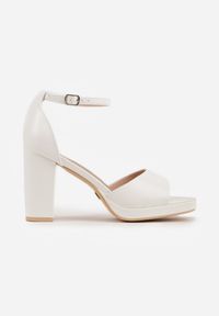 Renee - Białe Sandały VICES na Słupku i Grubej Podeszwie z Wkładką ze Skóry Naturalnej Adeia. Okazja: na urodziny, na ślub cywilny, na wesele, na imprezę. Zapięcie: pasek. Kolor: biały. Materiał: skóra. Sezon: lato. Obcas: na słupku. Styl: elegancki #8