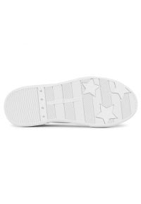 TOMMY HILFIGER - Buty Tommy Hilfiger Branded Outsole Croc Sneaker W FW0FW05214-YBR białe. Okazja: na co dzień. Kolor: biały. Materiał: materiał, syntetyk, skóra #6