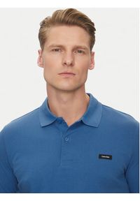 Calvin Klein Polo K10K111196 Niebieski Slim Fit. Typ kołnierza: polo. Kolor: niebieski. Materiał: bawełna #4