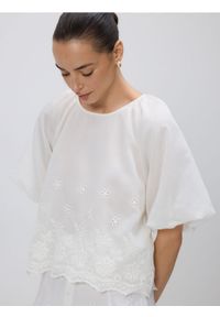 Reserved - Bluzka z lyocellem - biały. Kolor: biały. Materiał: tkanina #1