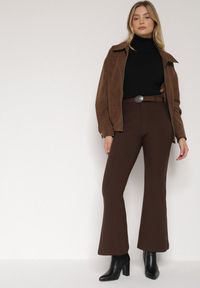 Born2be - Brązowe Spodnie Dzwony z Wiskozy z Bawełną z Wysokim Stanem Ozdobione Paskiem Liadona. Okazja: na co dzień, do pracy. Stan: podwyższony. Kolor: brązowy. Materiał: bawełna, wiskoza. Wzór: aplikacja. Styl: klasyczny, casual, elegancki #1