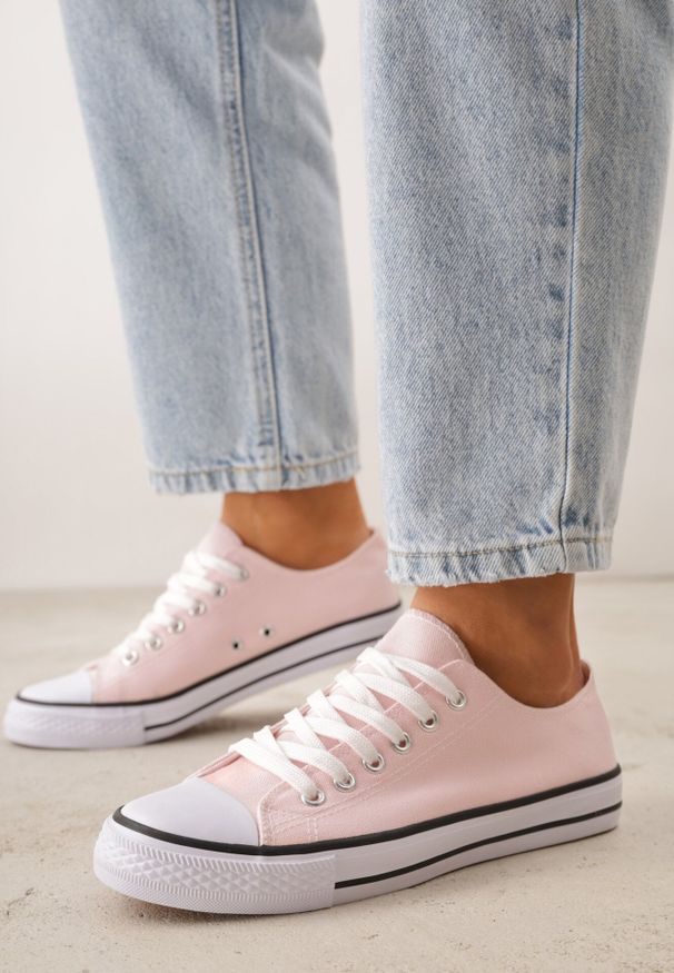 Born2be - Różowe Klasyczne Trampki z Cholewką pod Kostkę Amyete. Okazja: na co dzień, na spacer. Kolor: różowy. Materiał: jeans. Szerokość cholewki: normalna. Styl: klasyczny