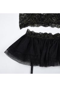 Intica - Komplet bielizny z falbanką i koronką dla kobiet Leontine. Kolor: czerwony. Materiał: koronka. Wzór: koronka #4