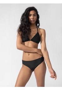 4f - Dół od bikini damski. Kolor: czarny. Materiał: dzianina, materiał, włókno. Wzór: gładki #1