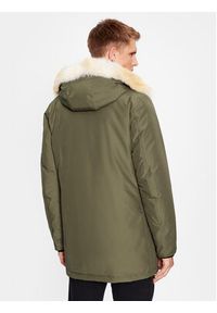 Woolrich Kurtka zimowa Arctic CFWOOU0482MRUT0001 Zielony Regular Fit. Kolor: zielony. Materiał: syntetyk. Sezon: zima