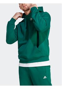 Adidas - adidas Bluza Scribble IJ6449 Zielony Loose Fit. Kolor: zielony. Materiał: bawełna #7
