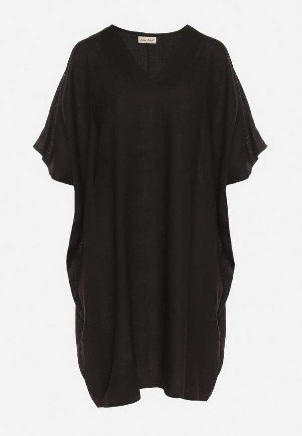 Born2be - Czarna Bawełniana Sukienka o Pudełkowym Kroju z Dekoltem w Serek Vikonia. Okazja: na co dzień. Typ kołnierza: dekolt w serek. Kolekcja: plus size. Kolor: czarny. Materiał: bawełna. Typ sukienki: proste, dla puszystych. Styl: elegancki, wizytowy, casual
