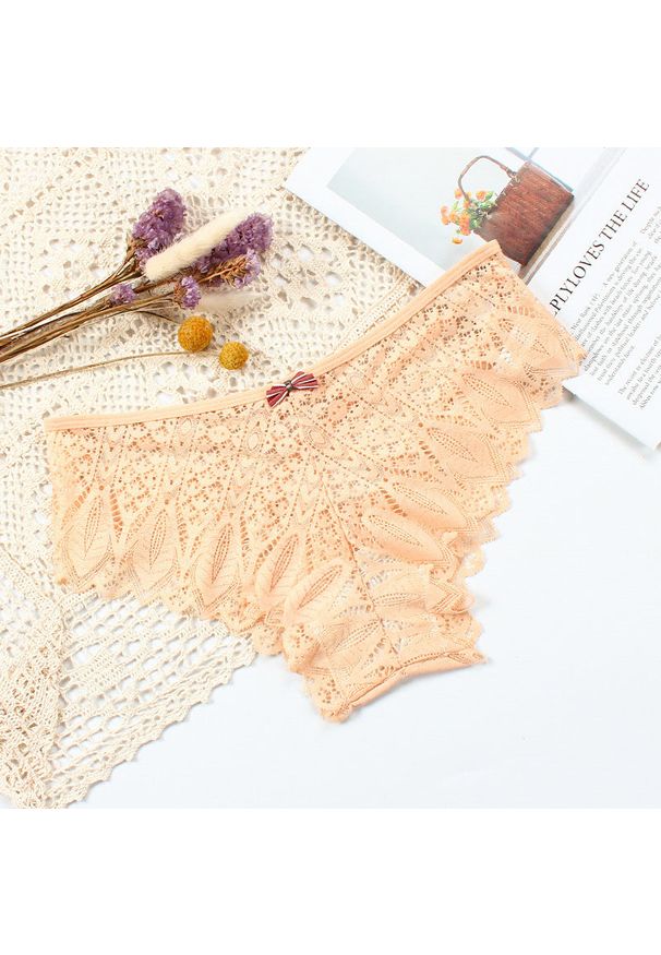 Intica - Koronkowe figi z wycięciami na romantyczny wieczór Emyle. Kolor: beżowy. Materiał: koronka. Wzór: aplikacja, koronka
