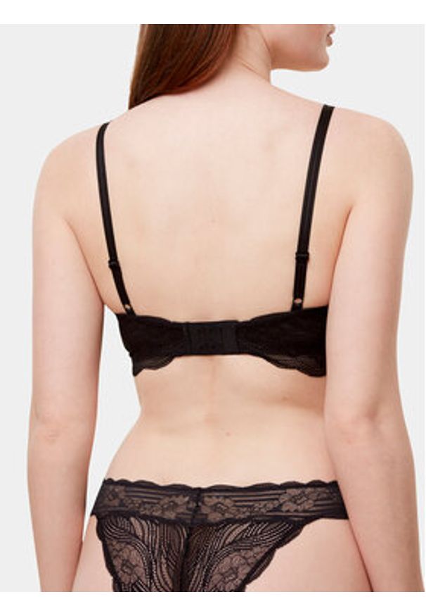 Triumph Biustonosz bezfiszbinowy Lift Smart P EX 10215939 Czarny. Kolor: czarny. Materiał: syntetyk