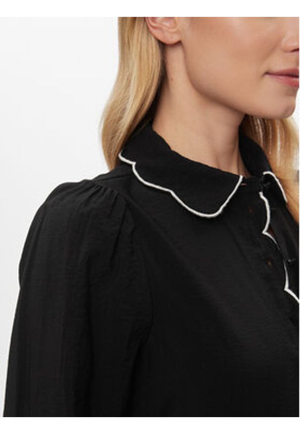 Vero Moda Koszula Gigi 10303039 Czarny Regular Fit. Kolor: czarny. Materiał: wiskoza
