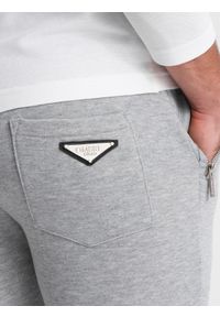 Ombre Clothing - Spodnie męskie dresowe typu jogger - szary melanż V2. Kolor: szary. Materiał: dresówka. Wzór: melanż. Styl: elegancki #4
