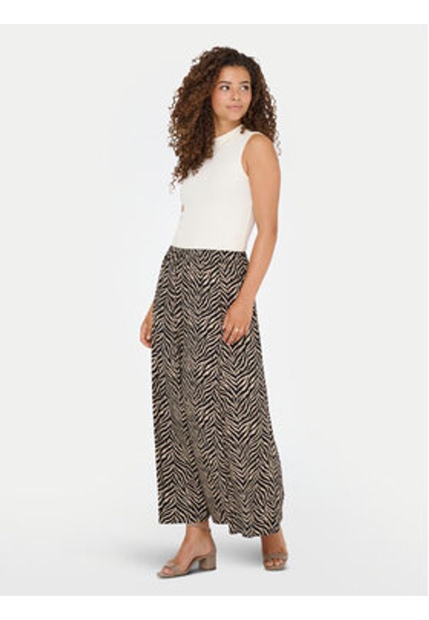 only - ONLY Spódnica maxi Nova 15357477 Czarny Regular Fit. Kolor: czarny. Materiał: wiskoza