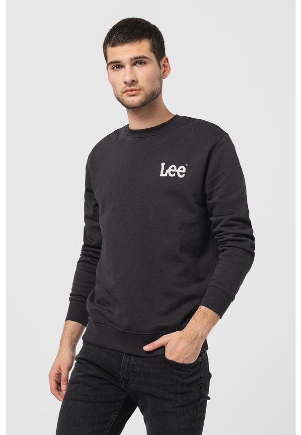 Lee - LEE WOBBLY SWS MĘSKA BLUZA LOGO WASHED BLACK L81MRYON 112321574