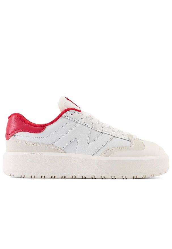 Buty unisex New Balance CT302VB – białe. Okazja: na co dzień. Kolor: biały. Materiał: guma, skóra. Szerokość cholewki: normalna. Obcas: na platformie